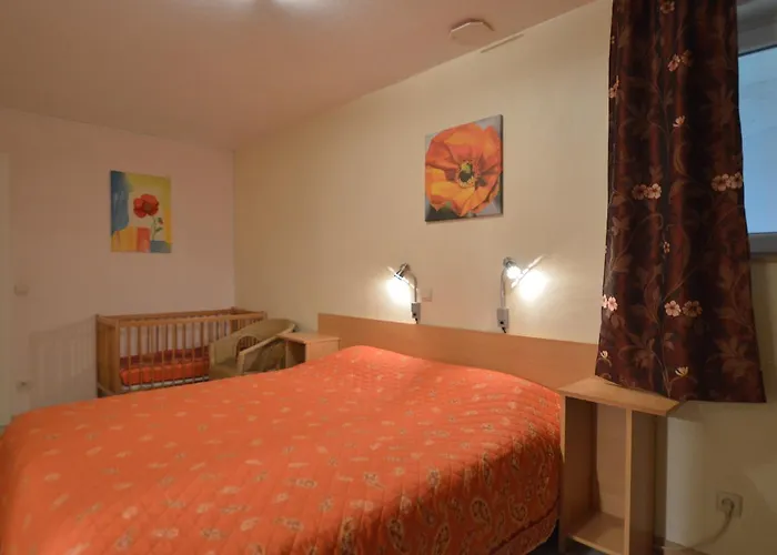 Cozy Holiday Home In Robertville With Sauna Ferienhaus *